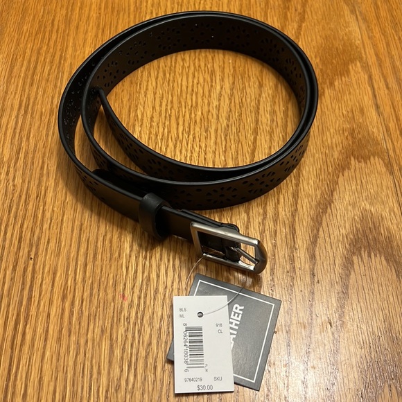 Black Leather Belt Size ML - Picture 3 of 3